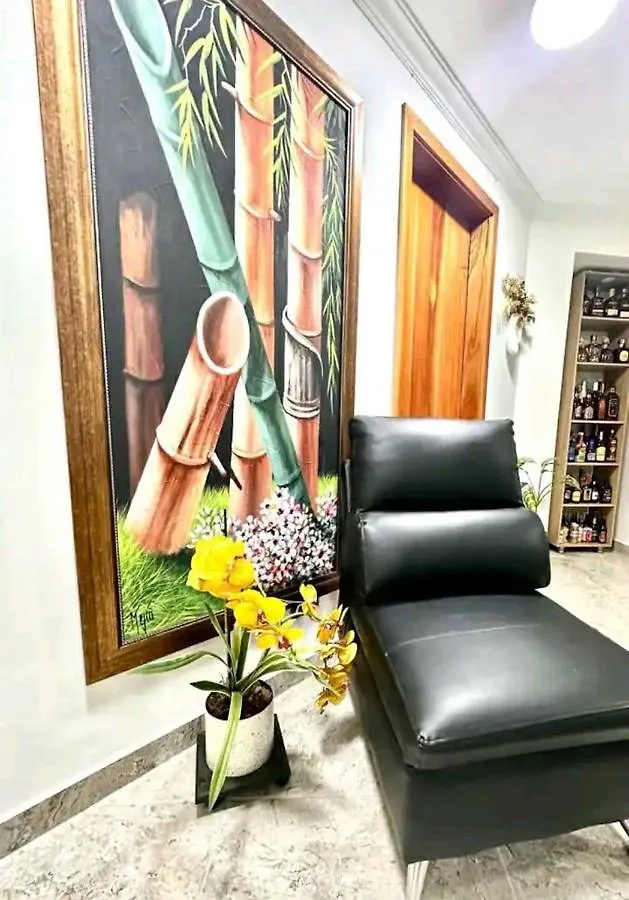 Homestay Casa Hotel Laureles Medellin